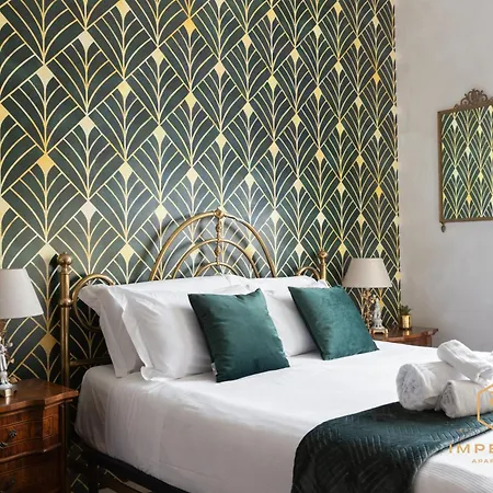 Appartement Imperium Penthouse - Private Terrace, 2-4 Pax, 2 Minutes To Metro, A-c Rome